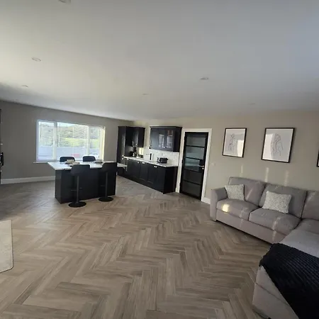 Collooney - House - Sleeps 6 - Parking Prázdninový dům